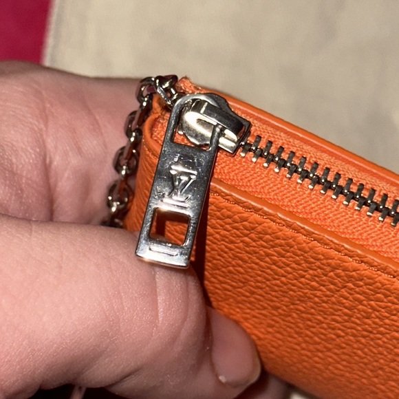 Louis Vuitton orange aerogram key pouch clea cles coin purse charm - Picture 12 of 13